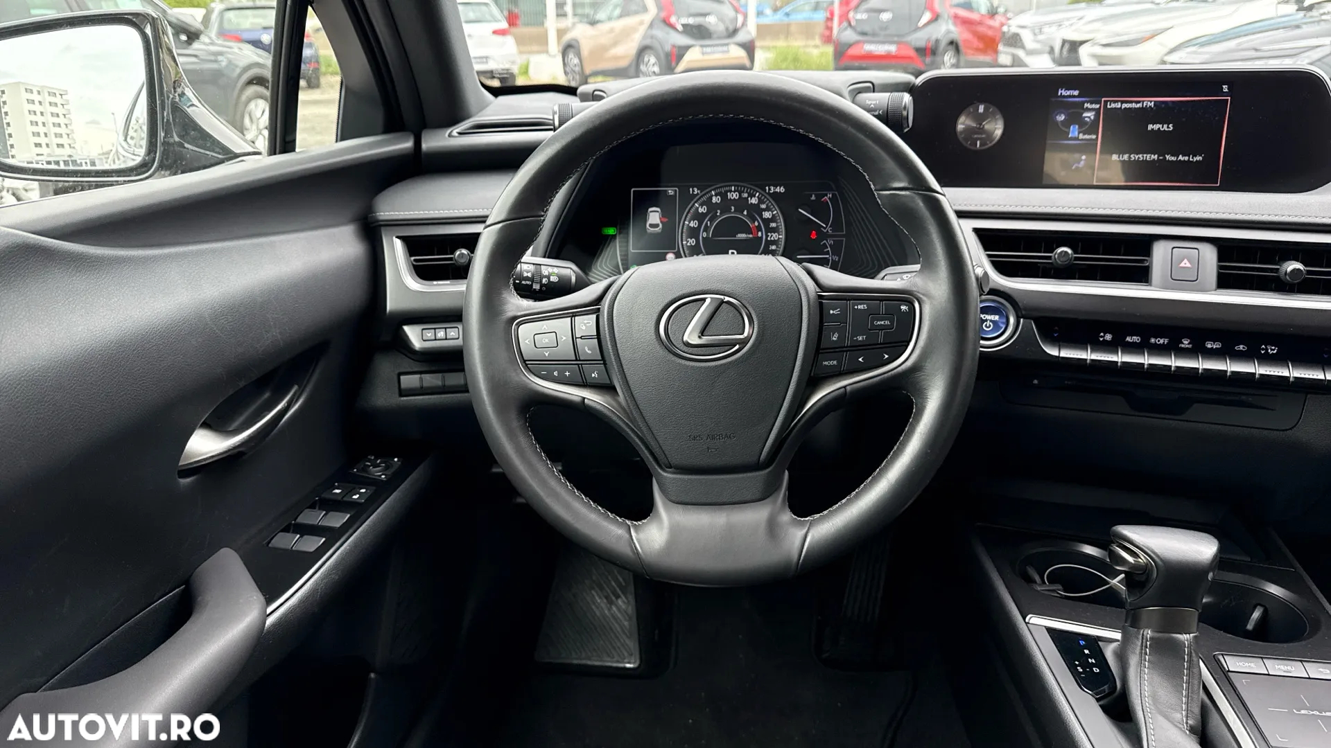 Lexus UX 250h 2.0L HEV 20H- (178 HP) 4X4 CVT Executive - 13