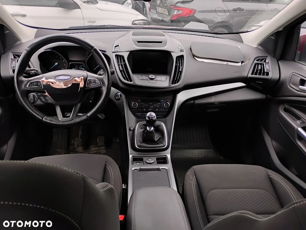 Ford Kuga - 7