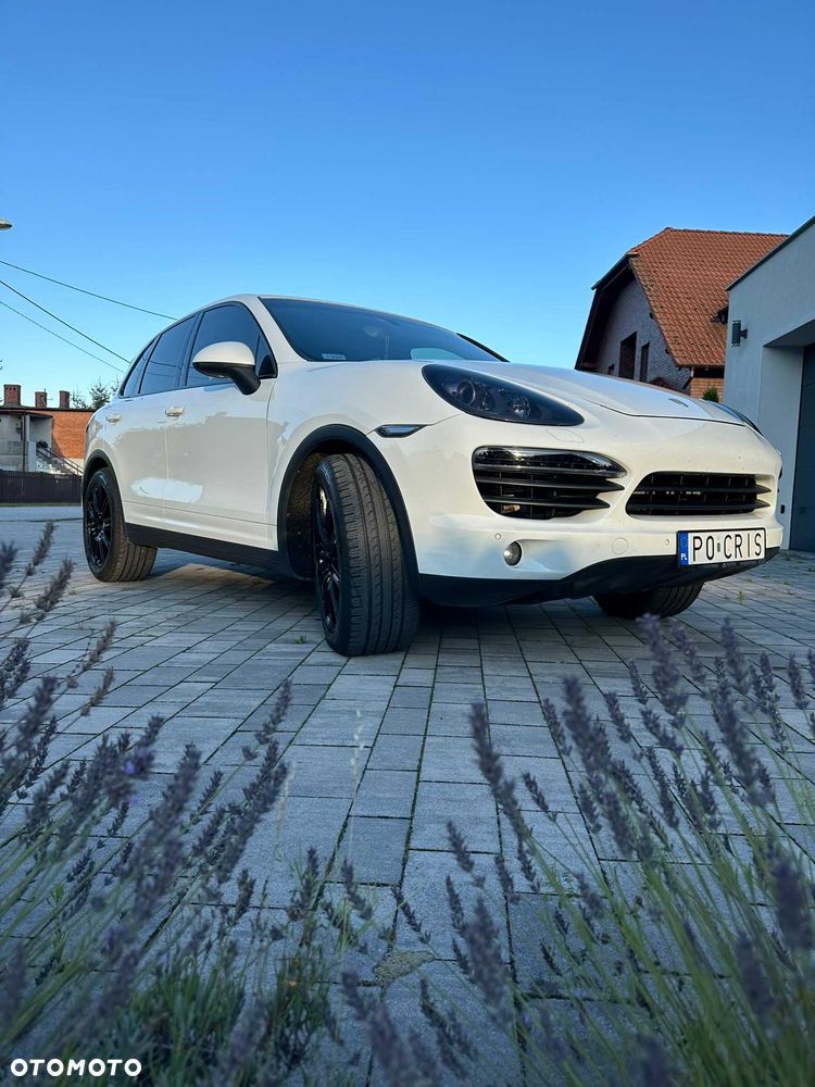 Porsche Cayenne - 4