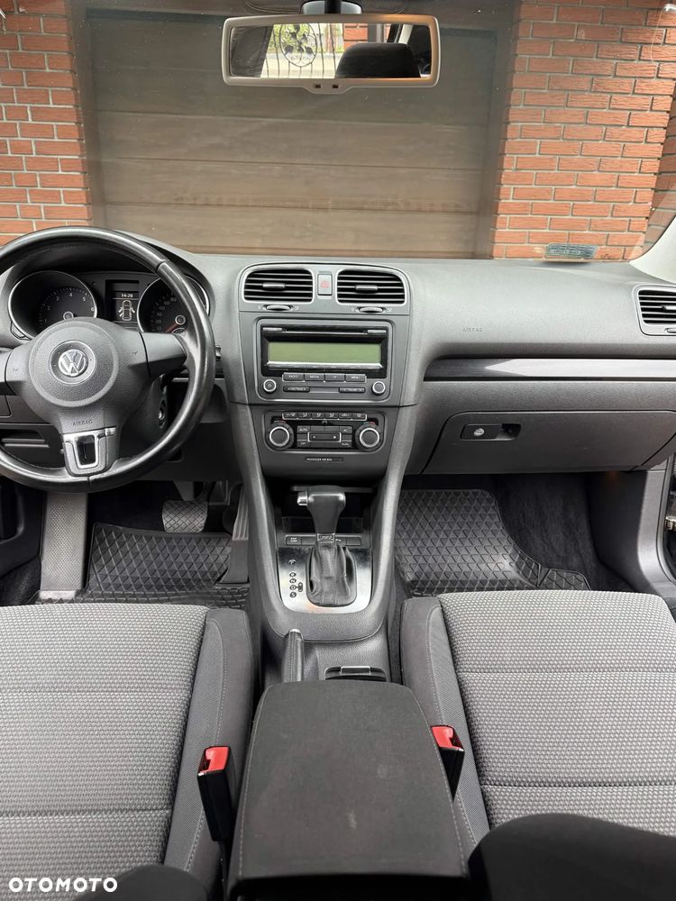 Volkswagen Golf 1.4 TSI Comfortline DSG - 11