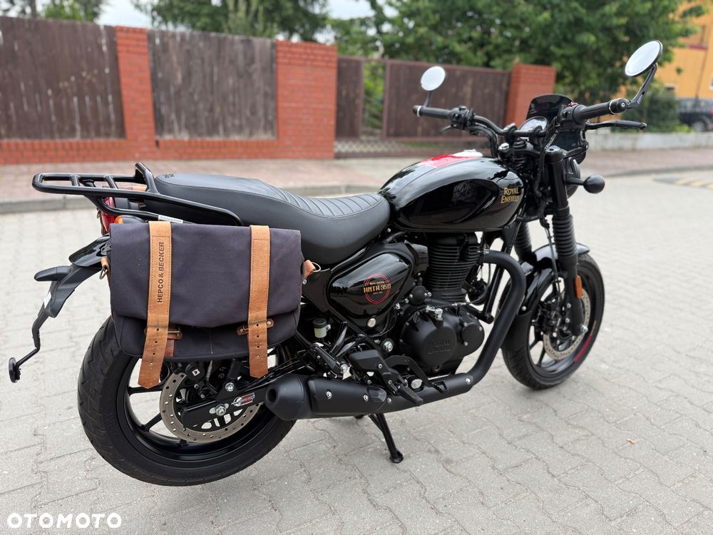 Royal Enfield HNTR - 12
