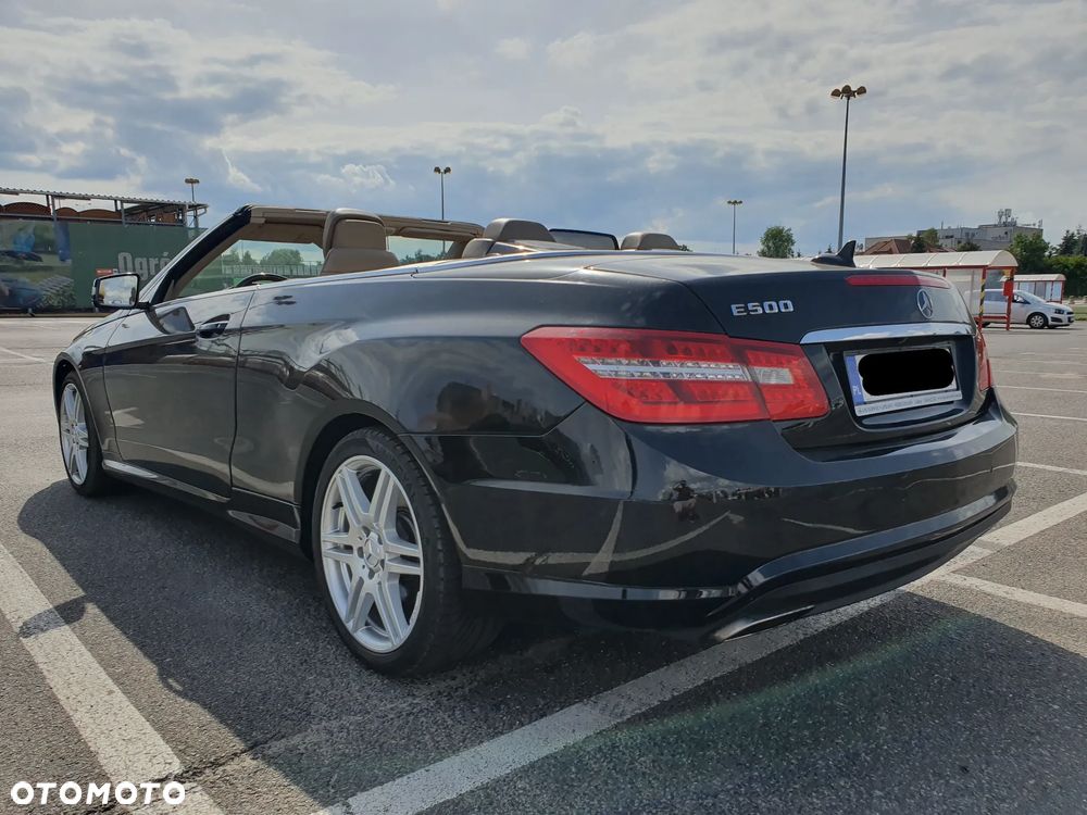 Mercedes-Benz Klasa E - 9