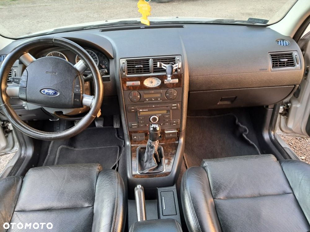 Ford Mondeo 2.0 TDCI Ghia - 7