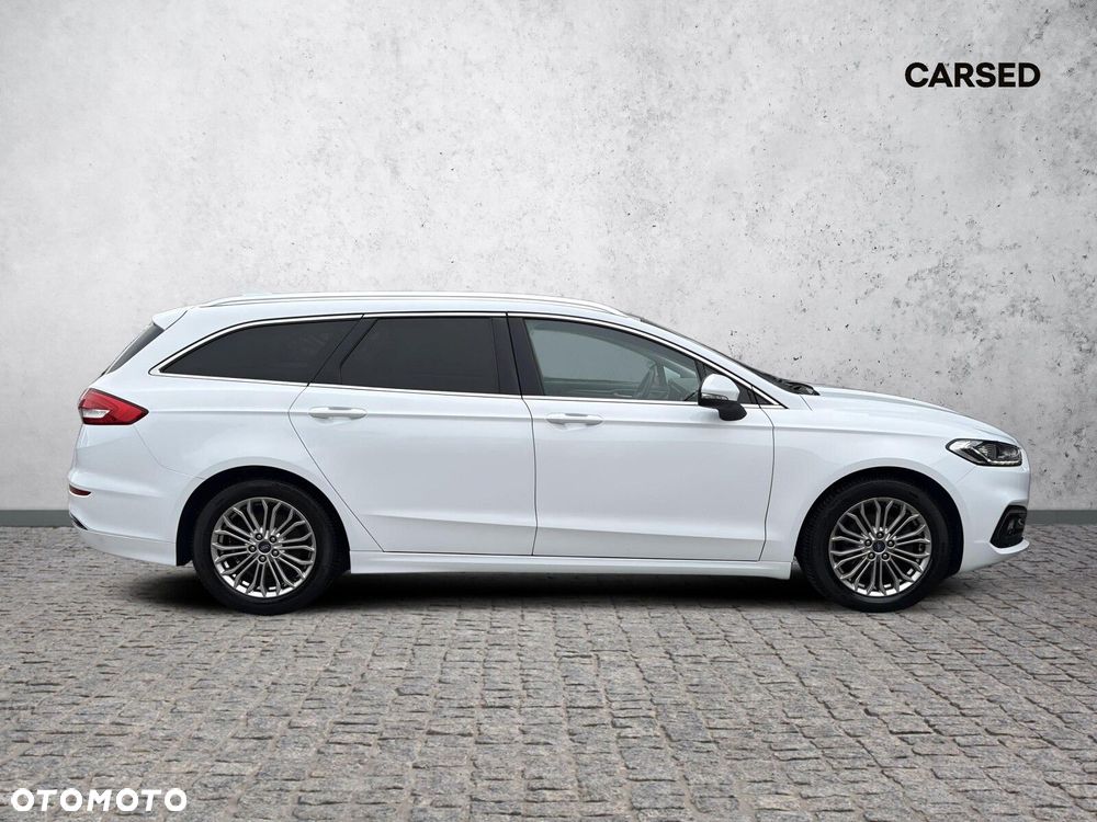 Ford Mondeo - 8