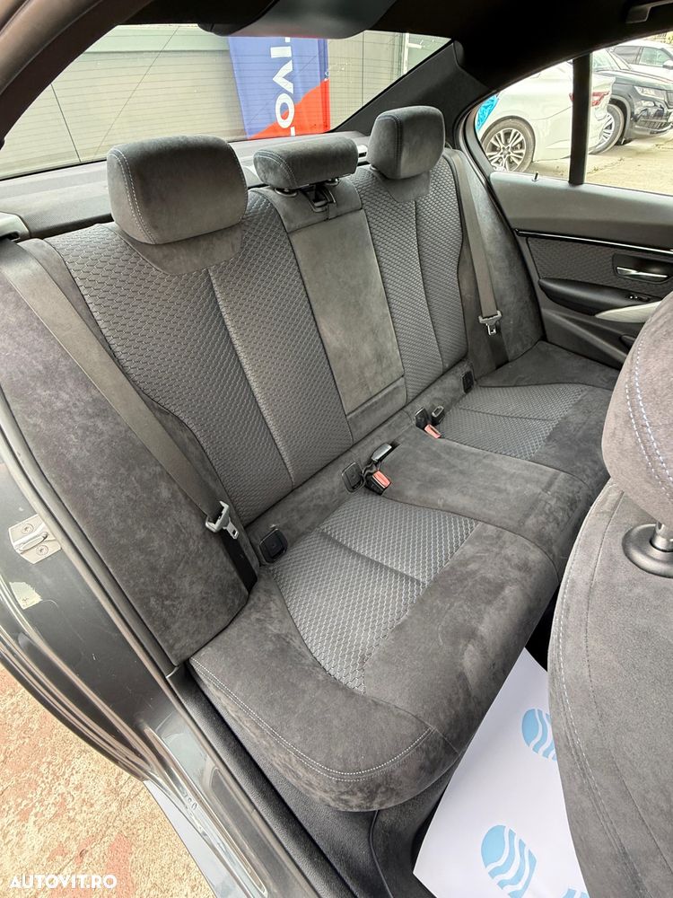 BMW Seria 3 330e iPerformance M Sport - 20