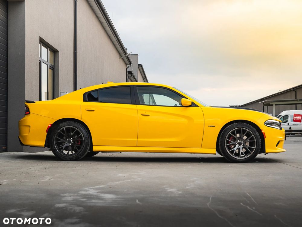 Dodge Charger 5.7 R/T - 4