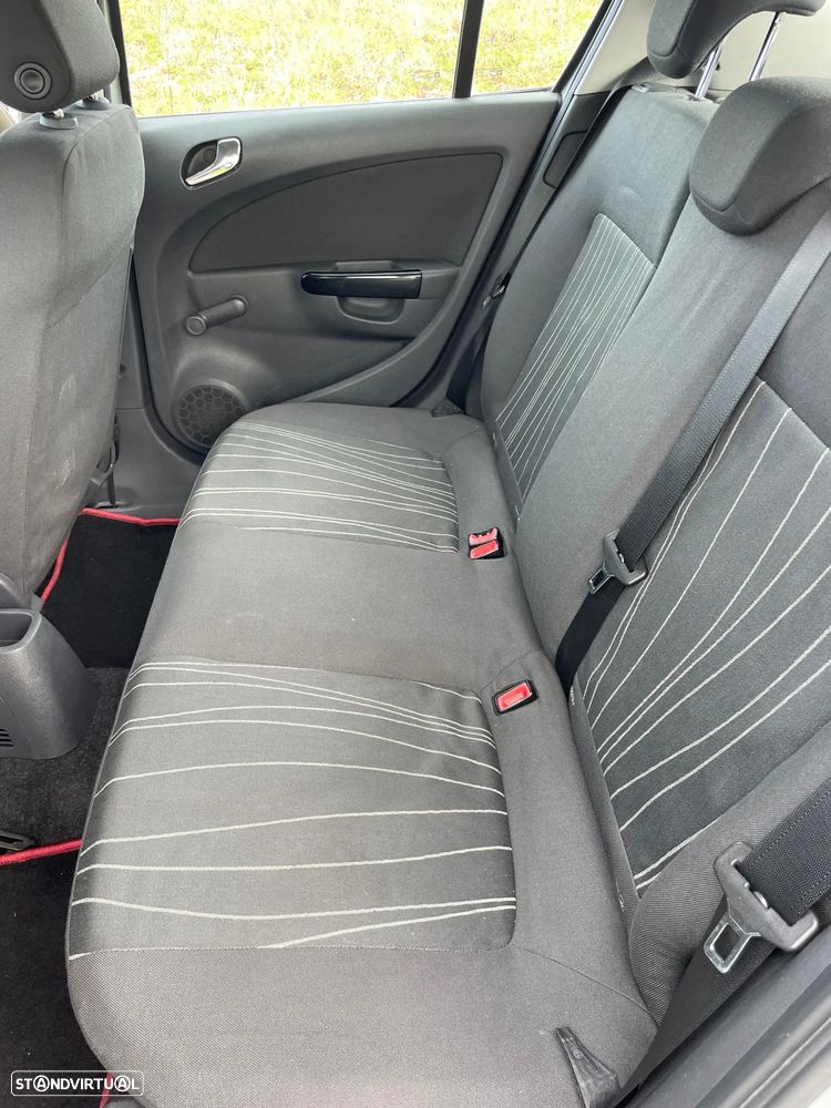 Opel Corsa 1.2 Enjoy - 15