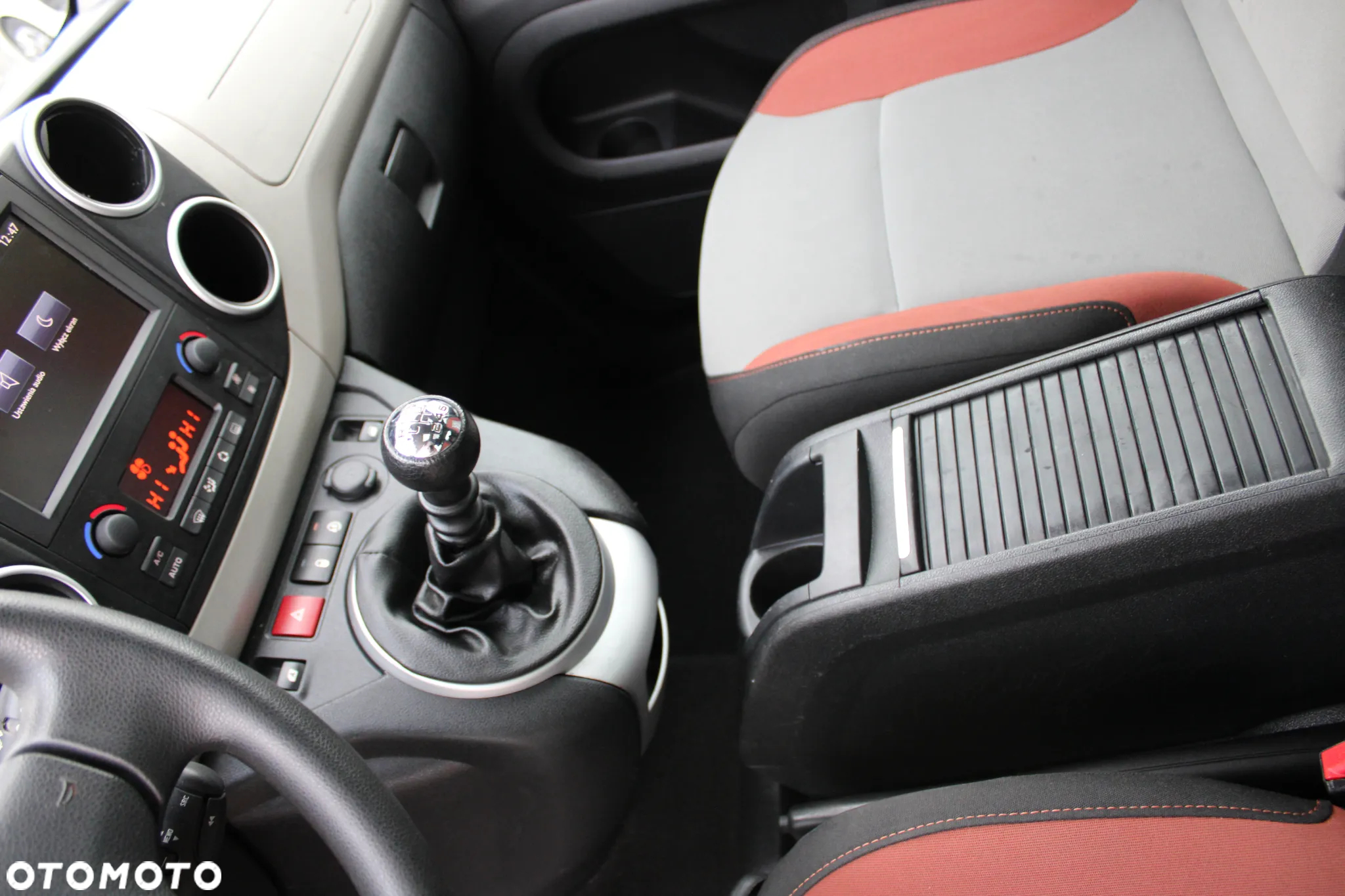 Peugeot Partner 1.6 BlueHDi Outdoor S&S - 18