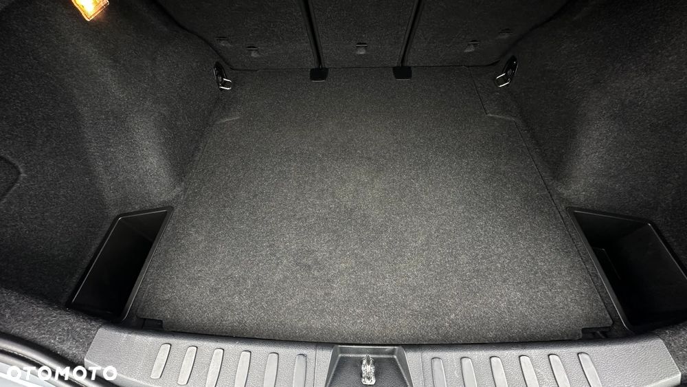 BMW X1 sDrive18d - 8