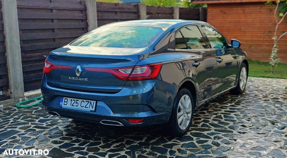 Renault Megane TCe 140 GPF Zen - 4