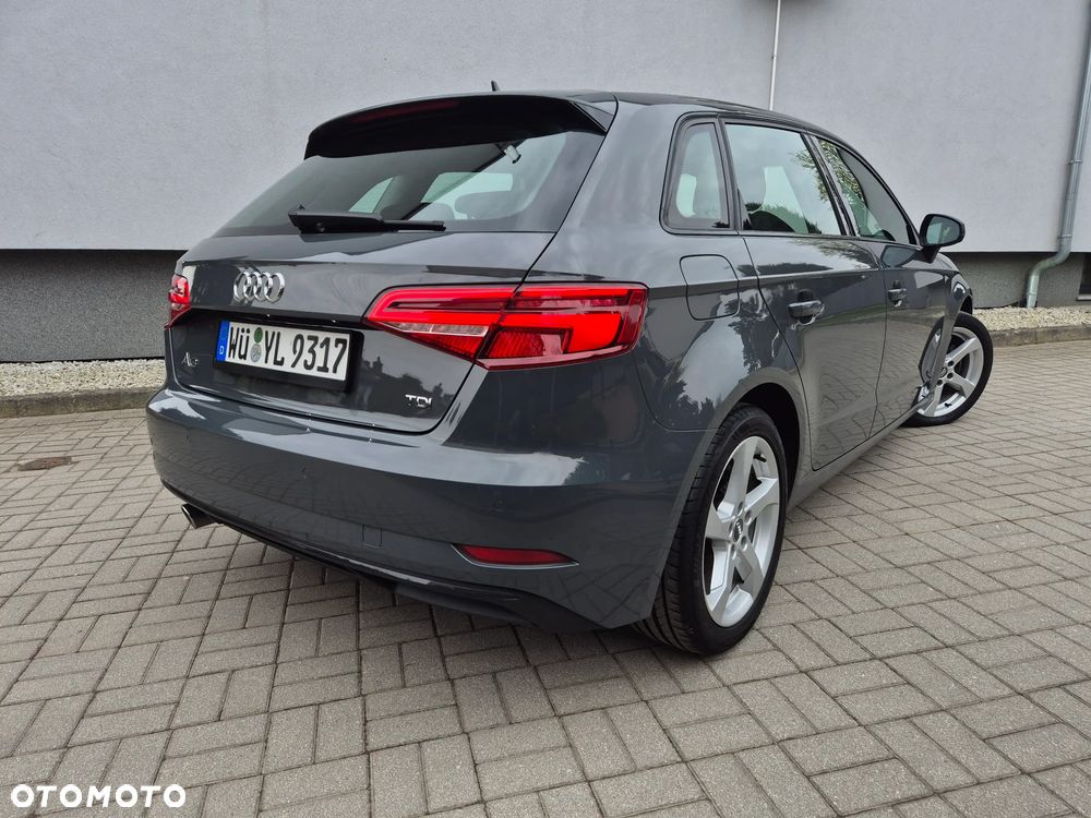 Audi A3 Sportback 1.6 TDI(clean diesel) Ambition - 3