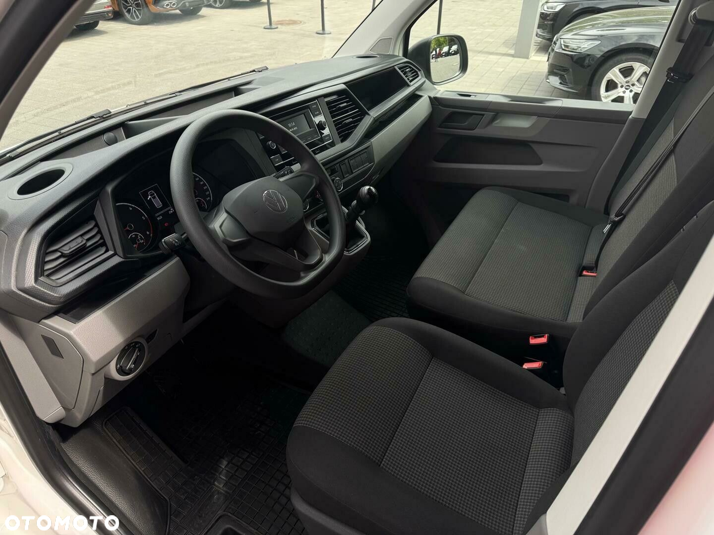 Volkswagen Transporter - 8