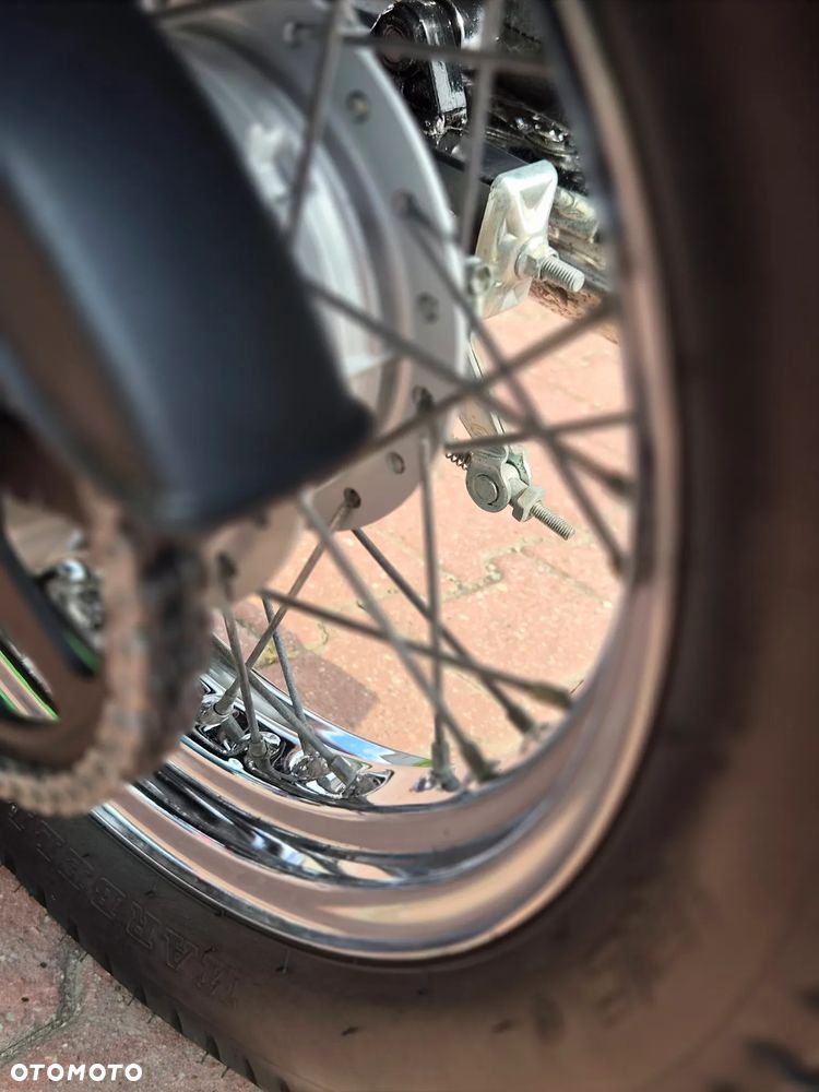 Suzuki Intruder - 5