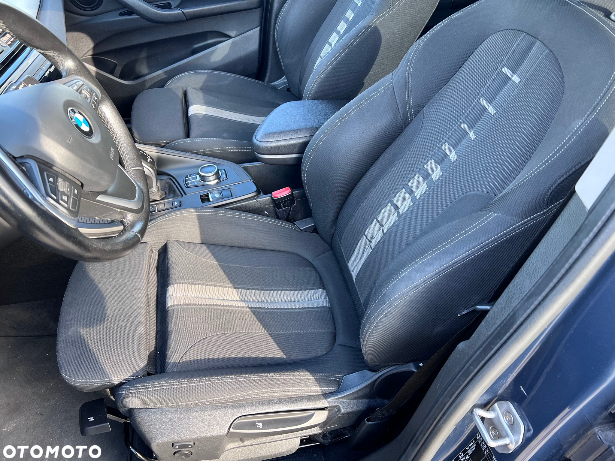 BMW X1 xDrive20d Advantage - 11