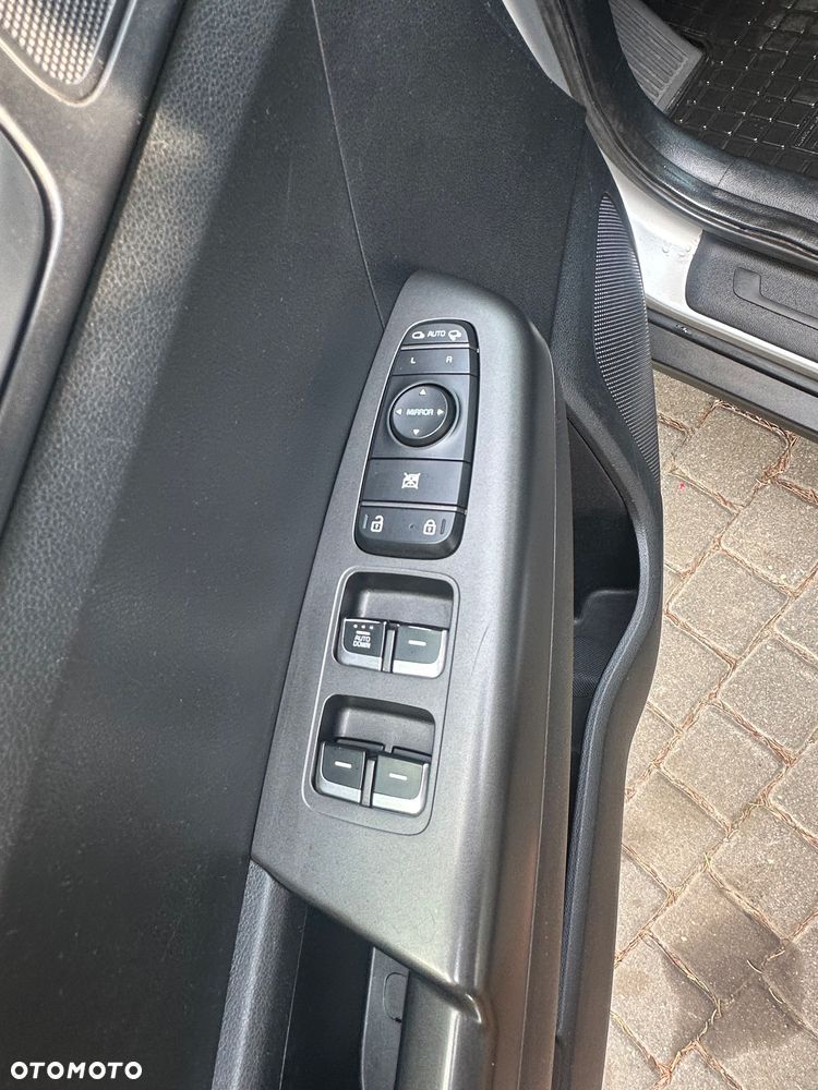 Kia Sportage 1.6 T-GDI Business Line 4WD - 11