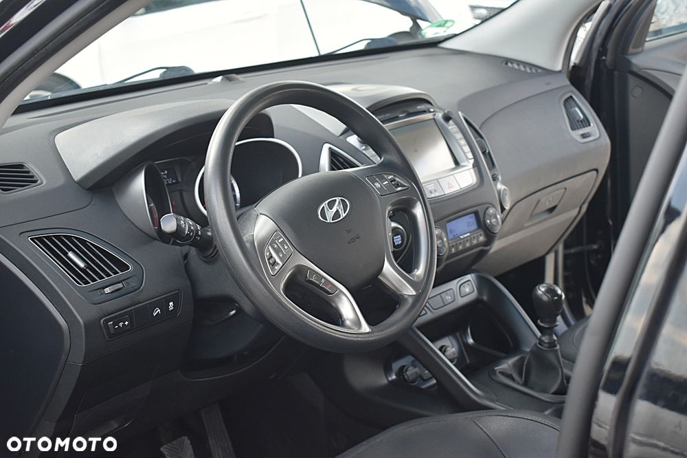 Hyundai ix35 1.7 CRDi Premium 2WD - 16