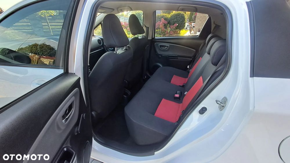 Toyota Yaris - 6