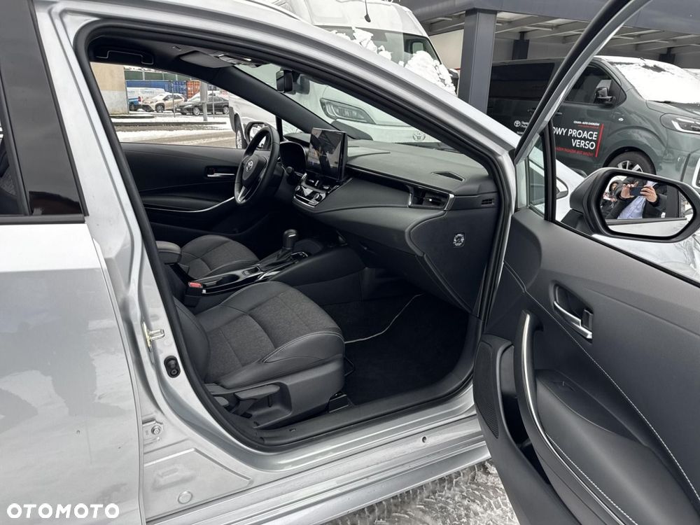 Toyota Corolla 1.8 Hybrid Style - 23