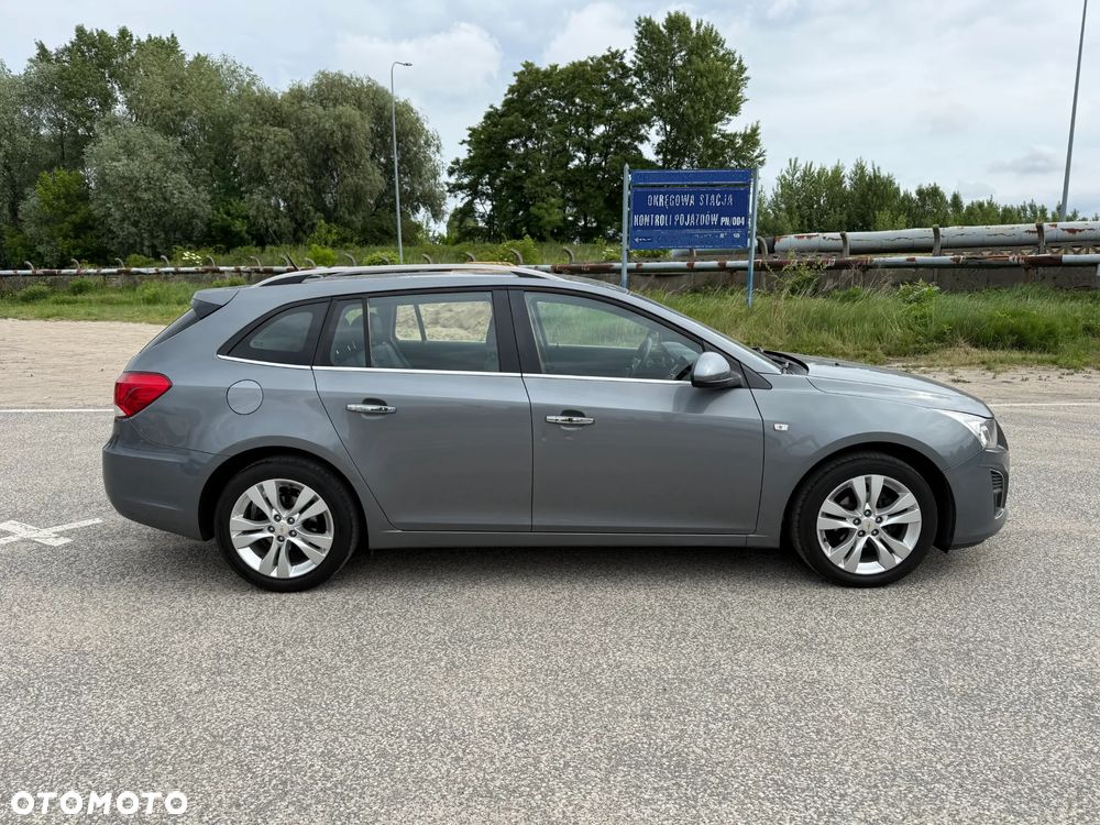 Chevrolet Cruze 1.4 T LTZ - 11
