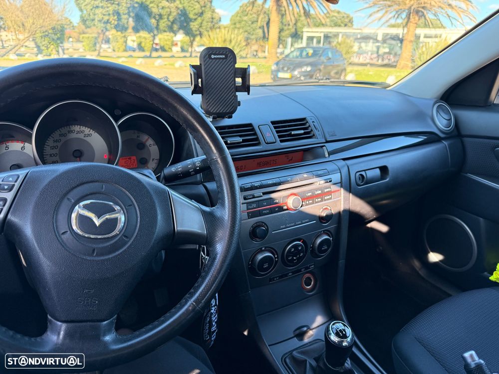 Mazda 3 Hatchback MZ-CD 1.6 Exclusive - 18