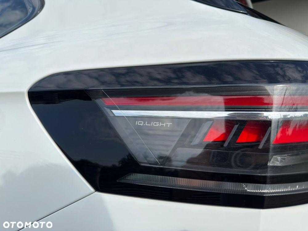 Volkswagen Passat - 22