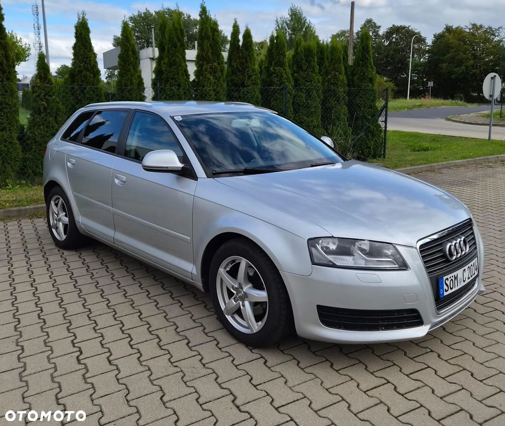 Audi A3 Sportback 1.9 TDI DPF Attraction - 4