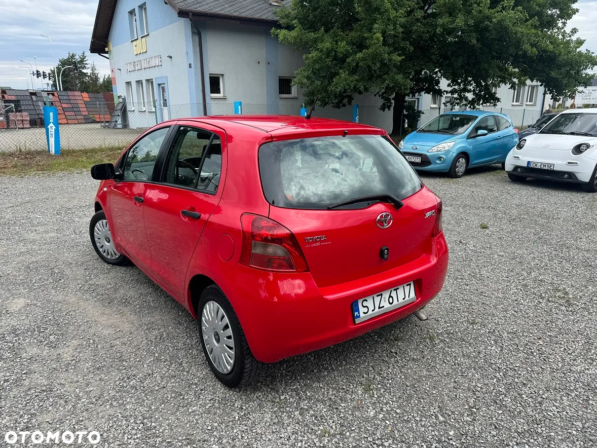 Toyota Yaris - 6