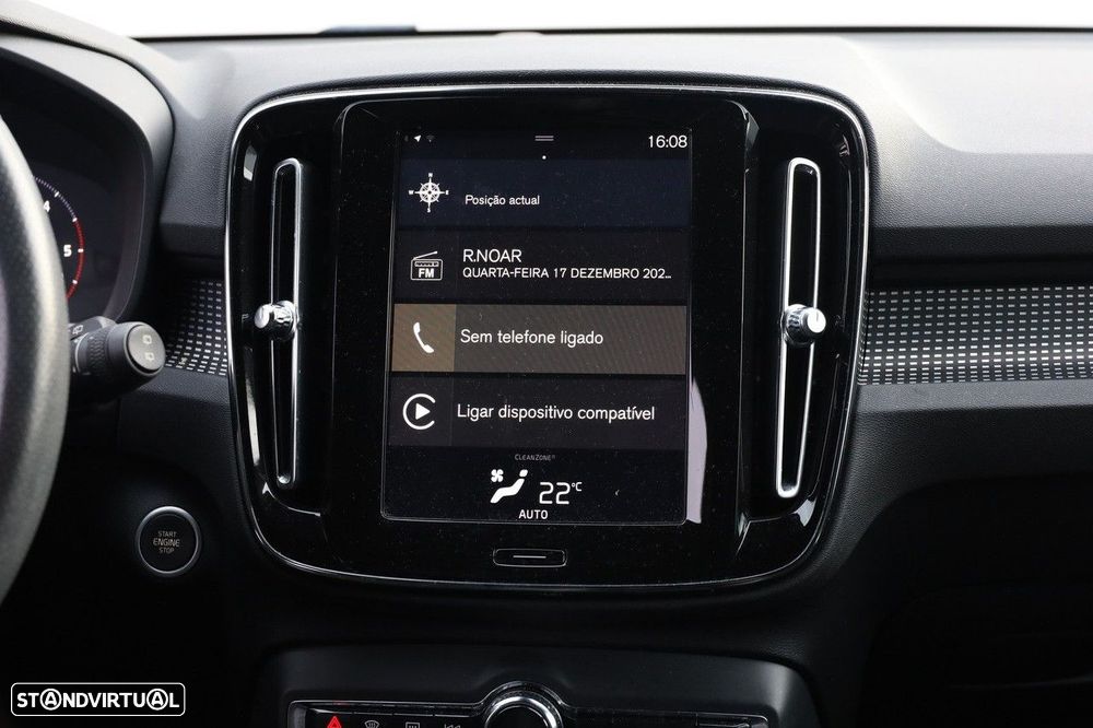 Volvo XC 40 2.0 D3 R-Design Geartronic - 22