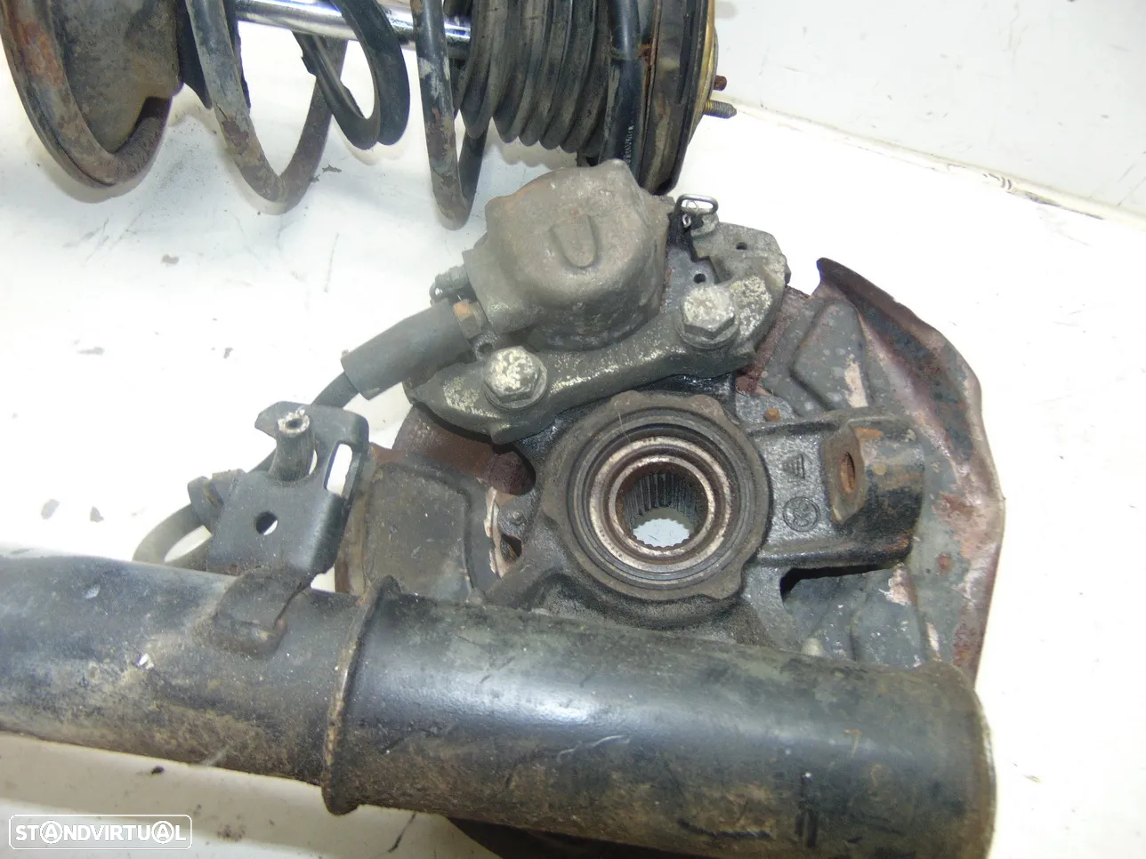 Alfa Romeo 33 suspensão - 6