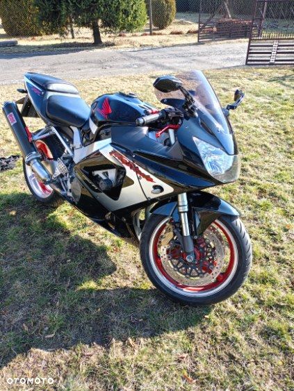Honda CBR - 16