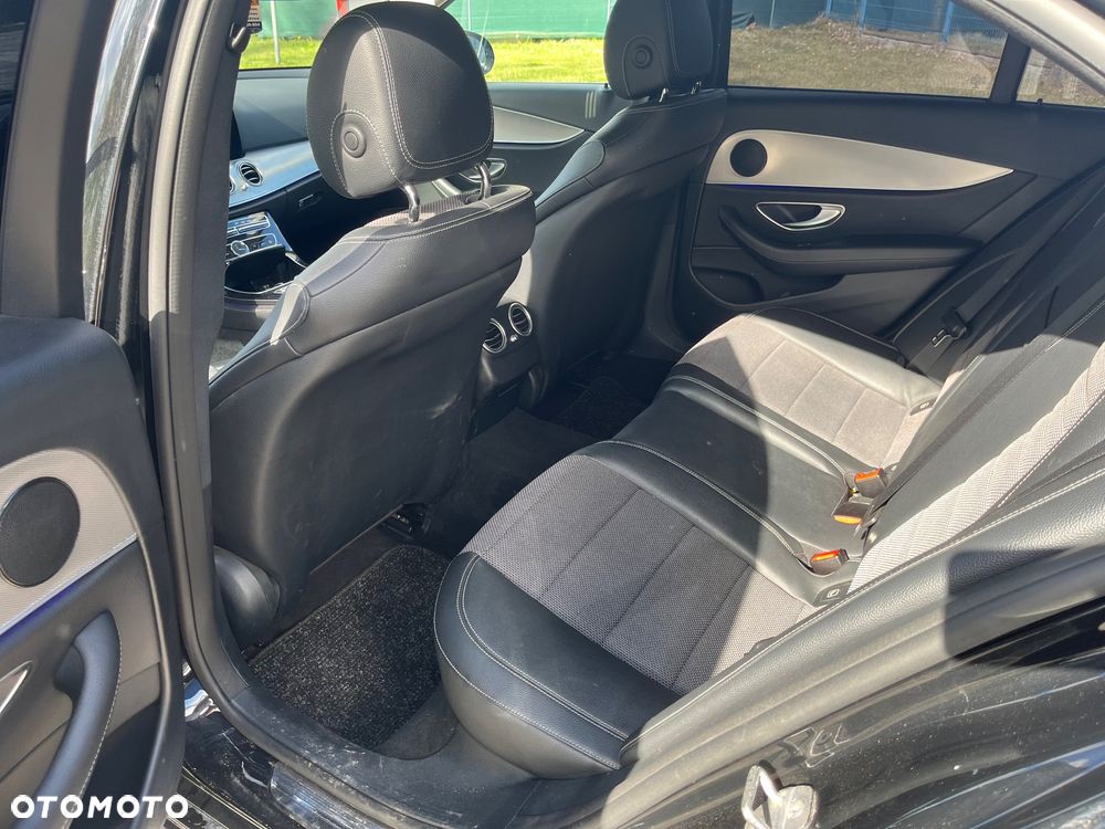 Mercedes-Benz Klasa E 220 d 9G-TRONIC Avantgarde - 10