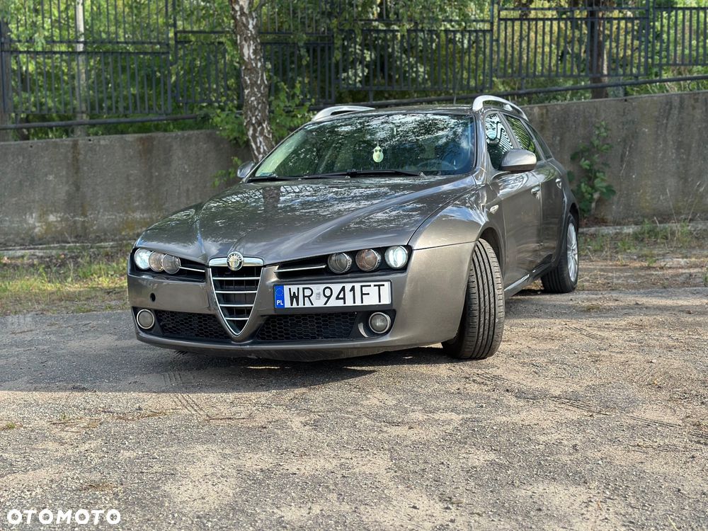Alfa Romeo 159 - 2
