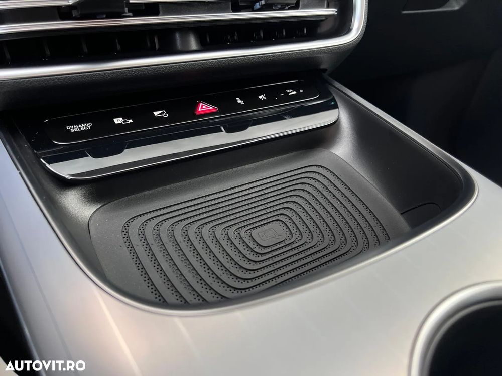 Mercedes-Benz CLA 250+ Coupe - 15