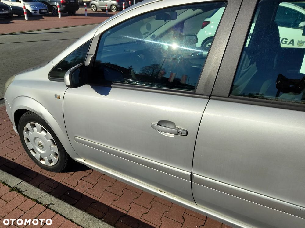 Opel Zafira 1.9 CDTI - 2