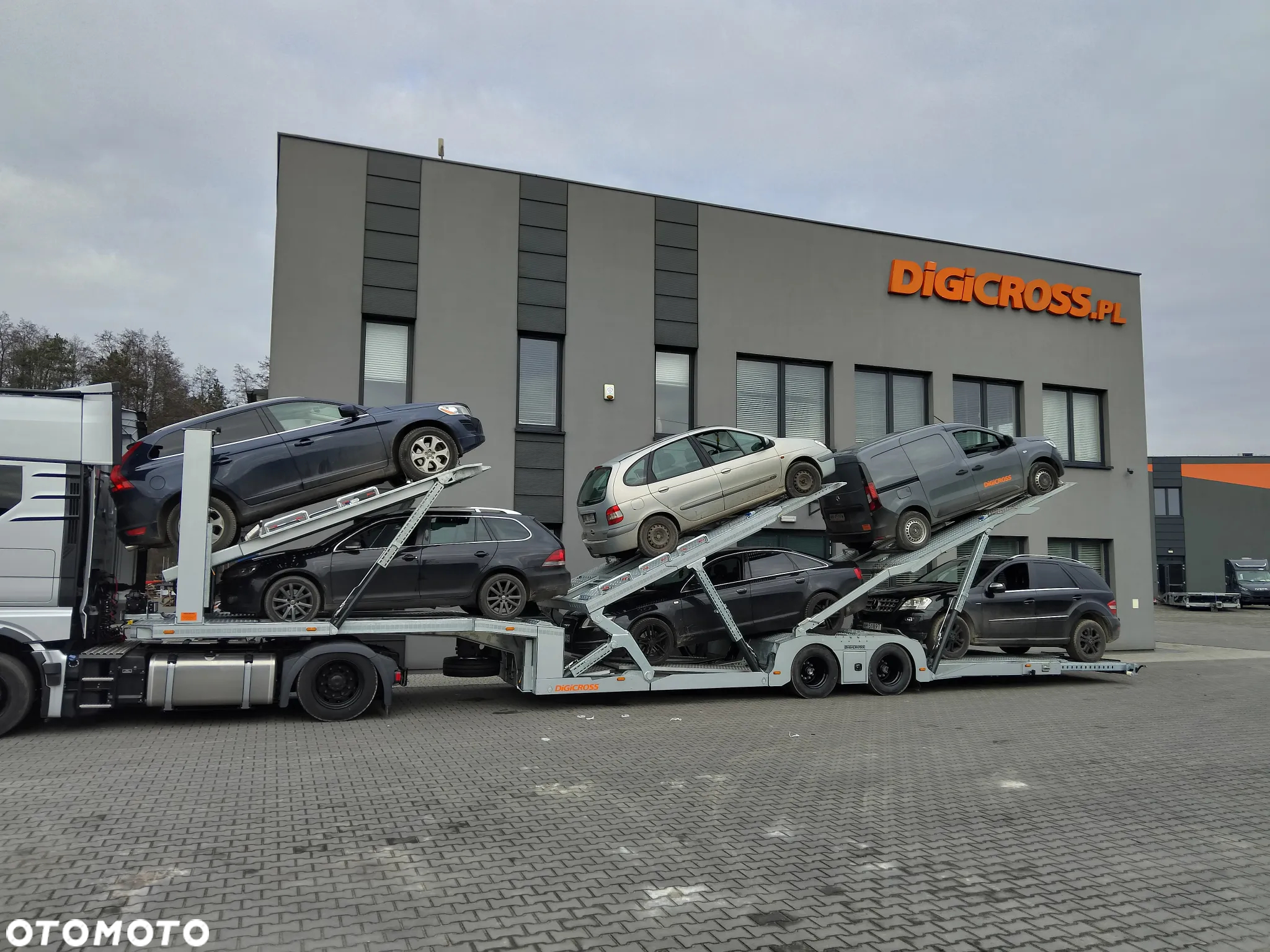 Digicross Olimpus,  laweta na 6 pojazdów - 5