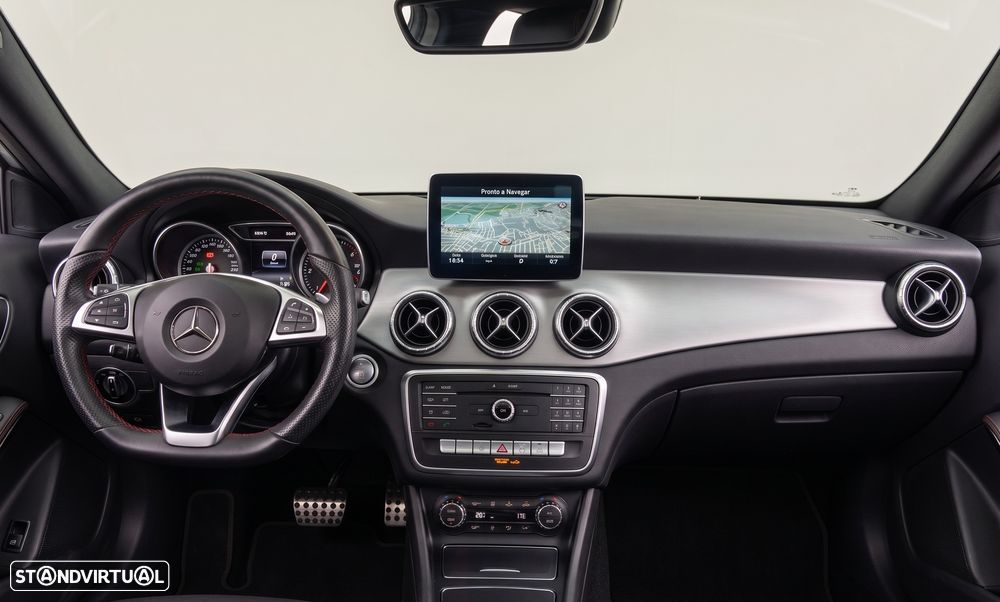 Mercedes-Benz CLA 220 d 7G-DCT AMG Line - 18