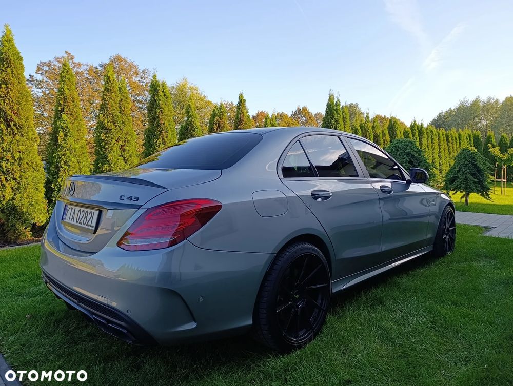 Mercedes-Benz Klasa C 450 AMG 4-Matic 7G-TRONIC - 20