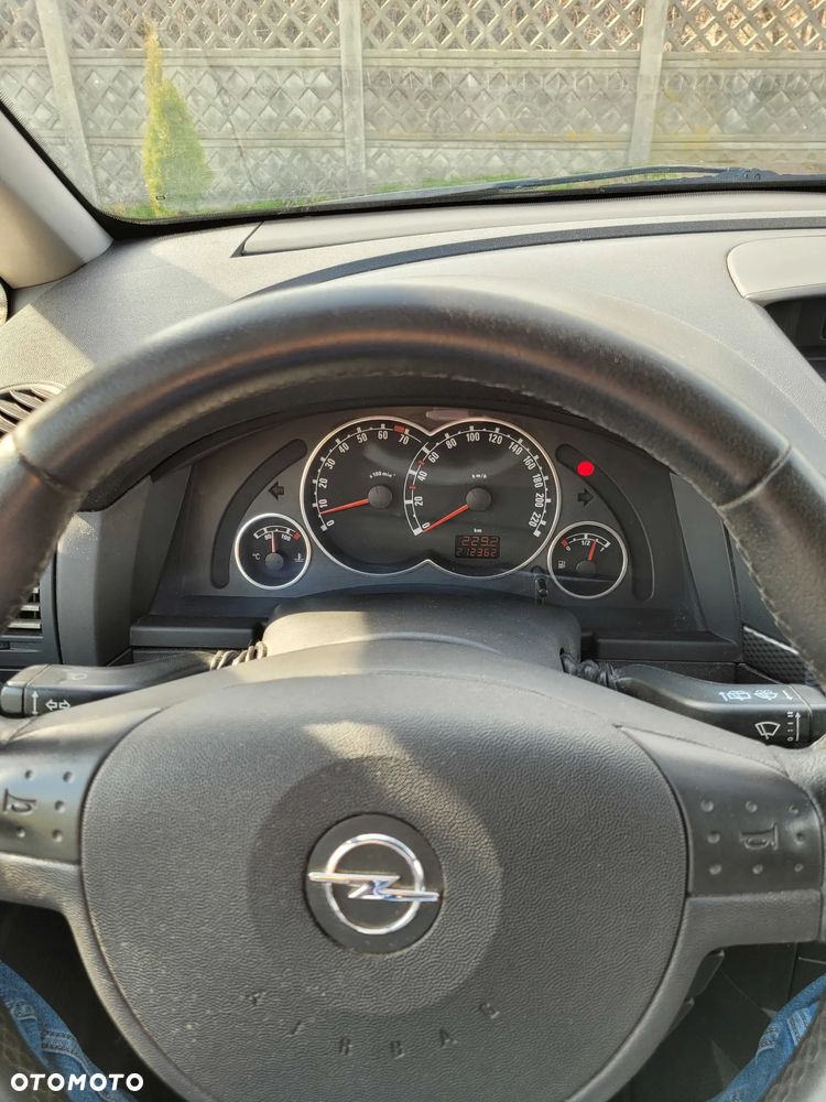 Opel Meriva 1.4 - 16