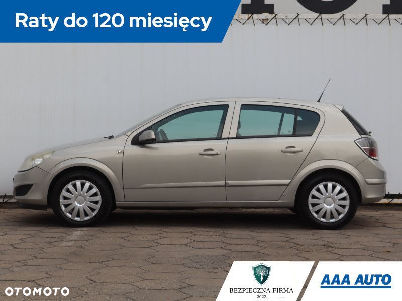 Opel Astra - 4