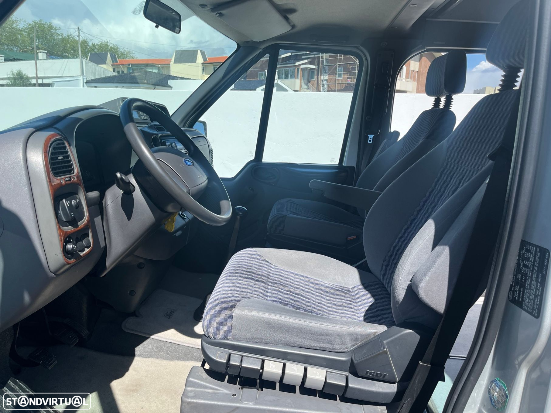Ford Transit Outro - 10