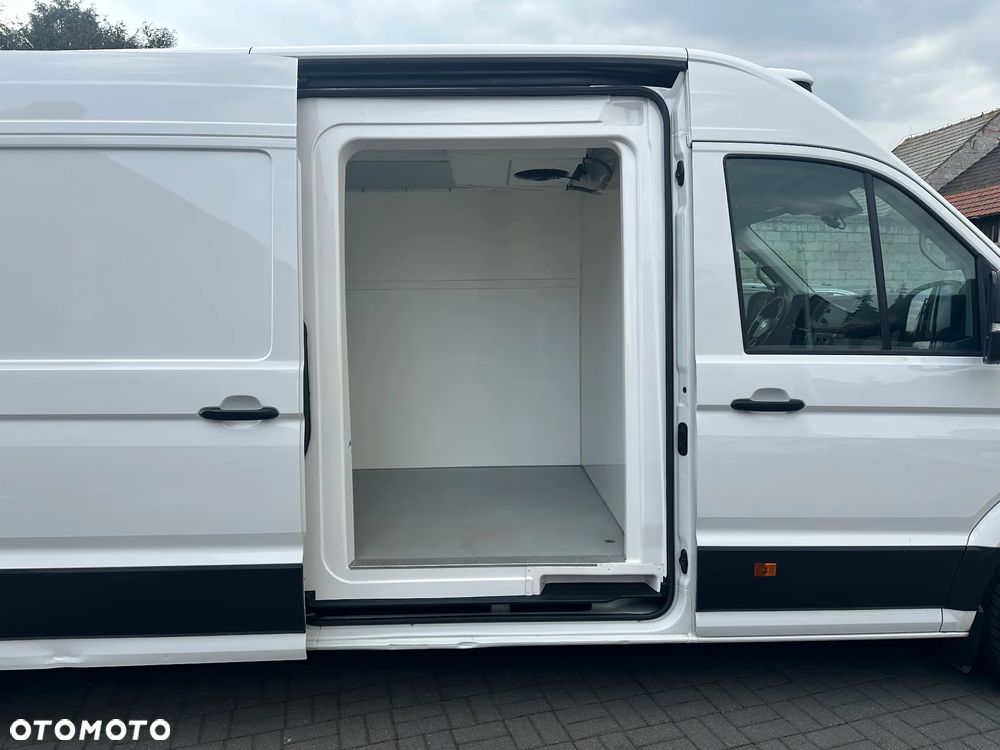 Volkswagen CRAFTER - 11