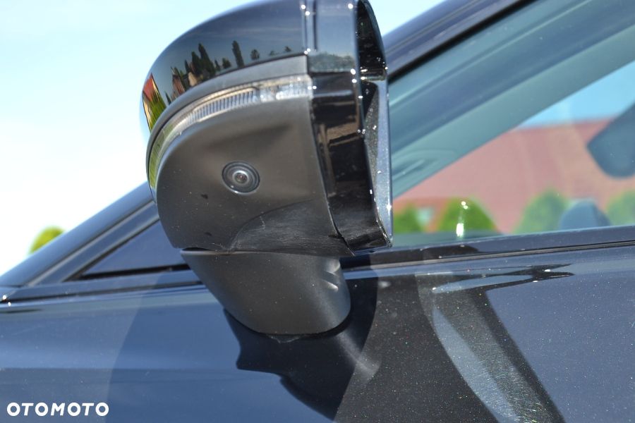 Audi A6 Avant 40 TDI quattro S tronic S line - 25