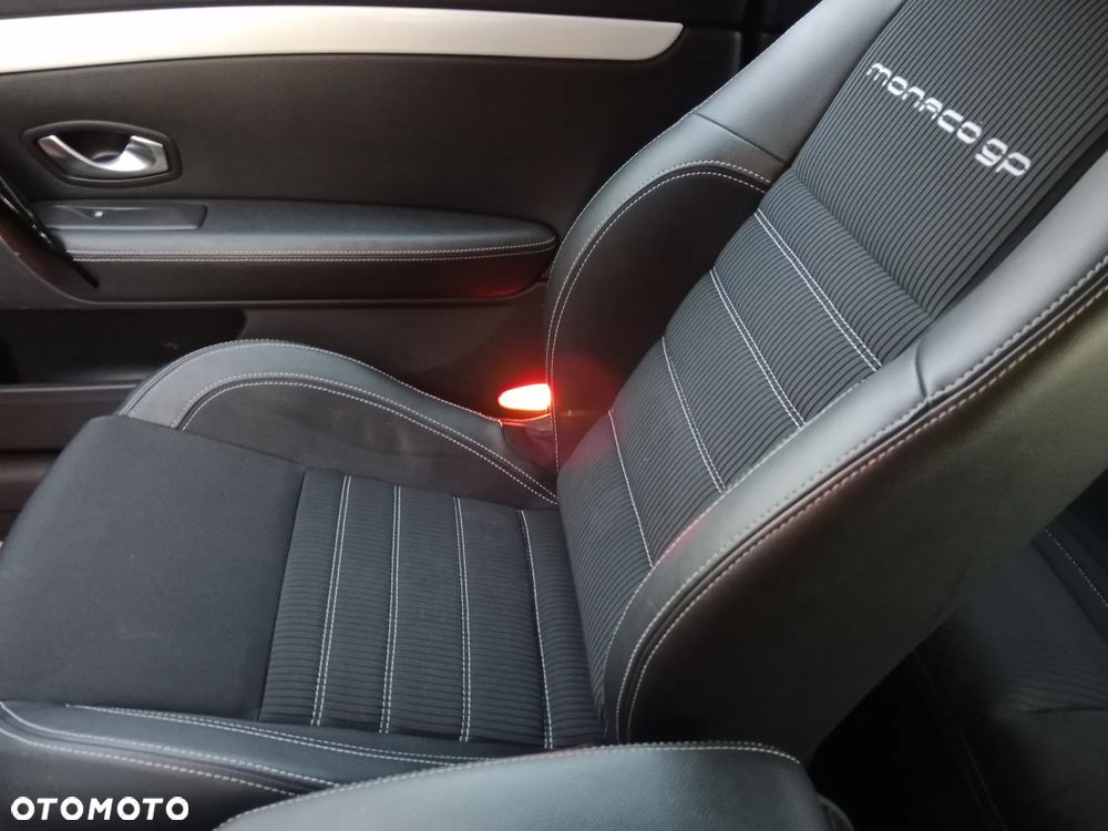 Renault Laguna 2.0 dCi Monaco GP2 - 22