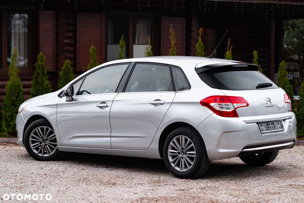 Citroën C4 VTi 120 Attraction - 10