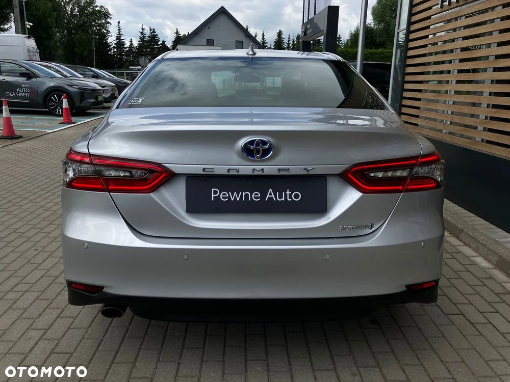 Toyota Camry 2.5 Hybrid Executive CVT - 7