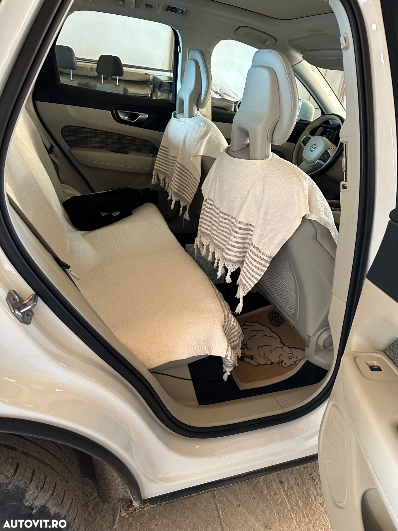 Volvo XC 60 D4 AWD Momentum - 7