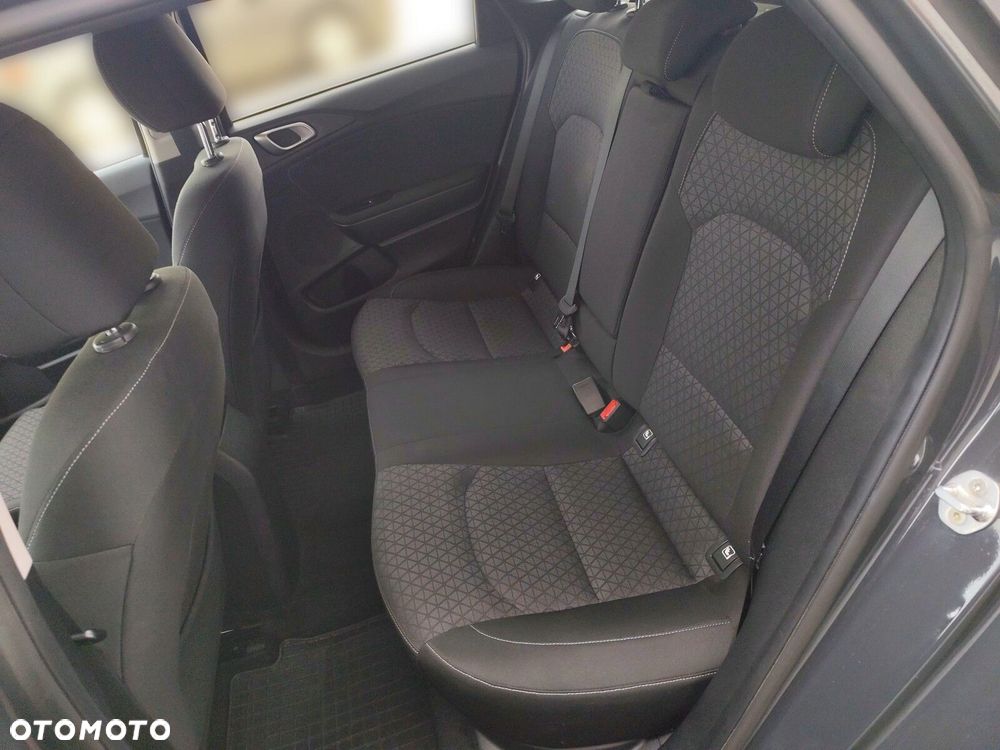 Kia Ceed 1.0 T-GDI M - 11