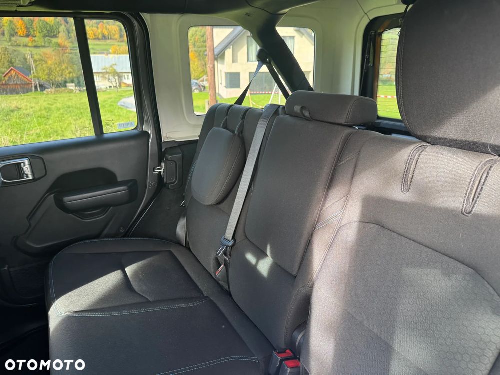 Jeep Wrangler Unlimited 2.0 Turbo PHEV 4xe Rubicon - 11