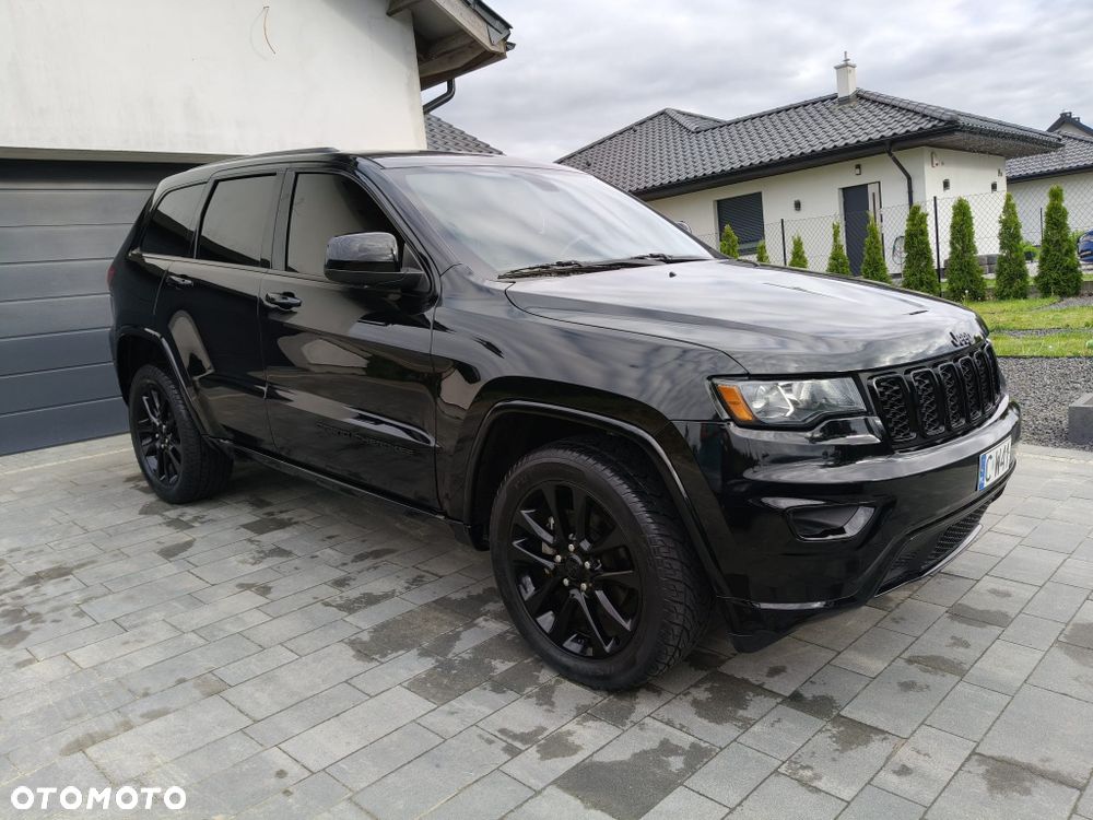 Jeep Grand Cherokee - 8