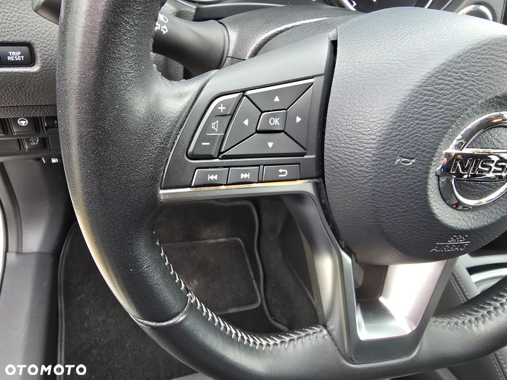Nissan Qashqai 1.3 DIG-T Tekna - 18